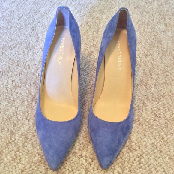 Blue suede pump - Picture 3 of 7
